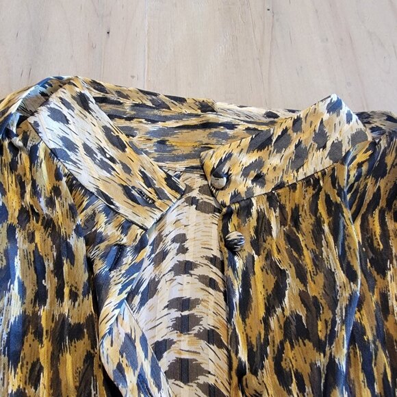 Vintage 100% Silk Animal Print Blouse Size 10 With Matching Scarf Classic - Picture 2 of 13